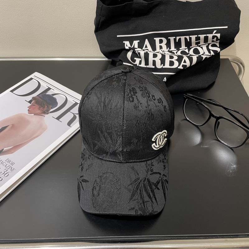 Chanel cap (88)
